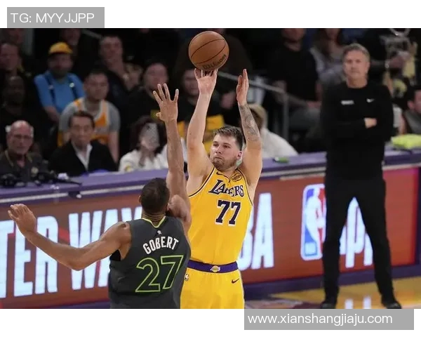 NBA季前赛东契奇复出25+7+4 湖人遭太阳逆转