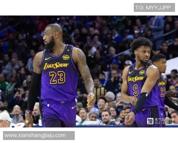 即将复出！詹姆斯上赛季单核带队7胜1负！跟东契奇15胜8负！