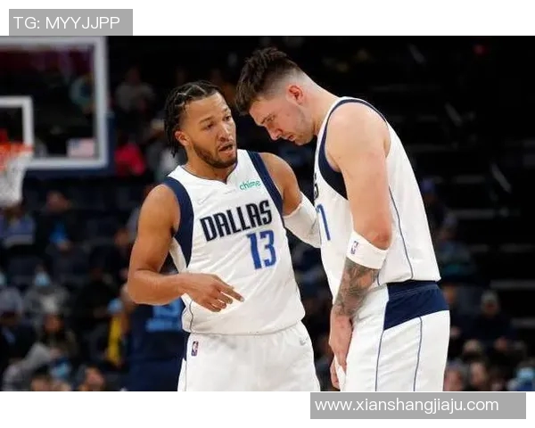 升级阵容实力！美媒：勇士、湖人、独行侠进行三方交易，势必冲季后赛